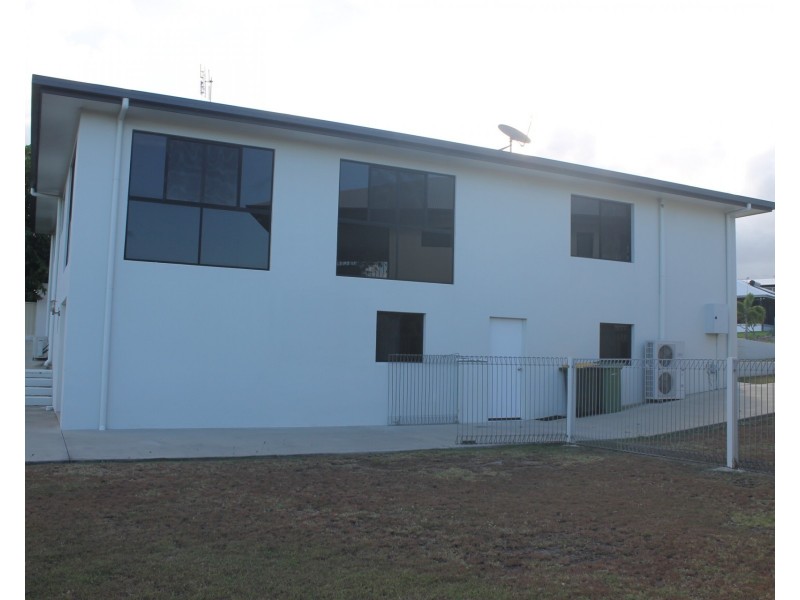 16 Silk Road, Bowen QLD 4805