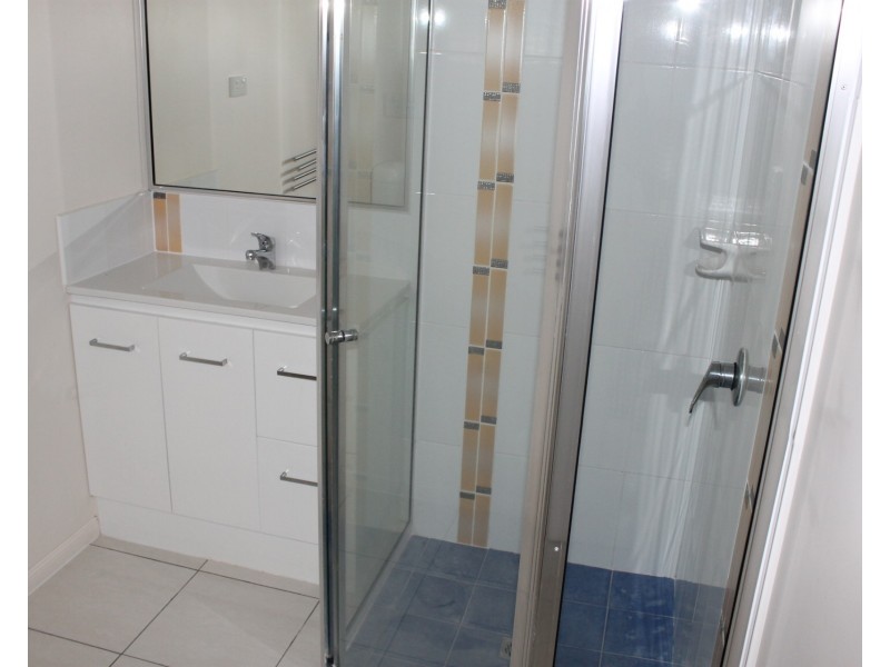 16 Silk Road, Bowen QLD 4805