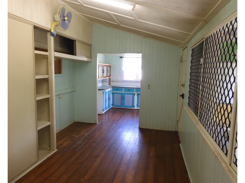 17 Powell Street, Bowen QLD 4805