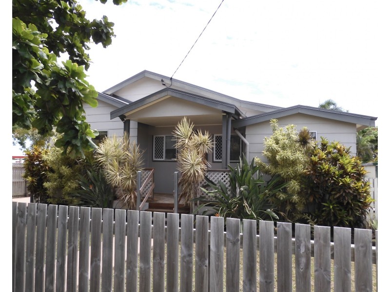 110 Gregory Street, Bowen QLD 4805