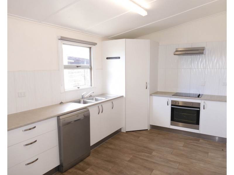 110 Gregory Street, Bowen QLD 4805