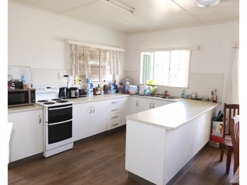 5 Don Street & 34 Reynolds Street, Bowen QLD 4805