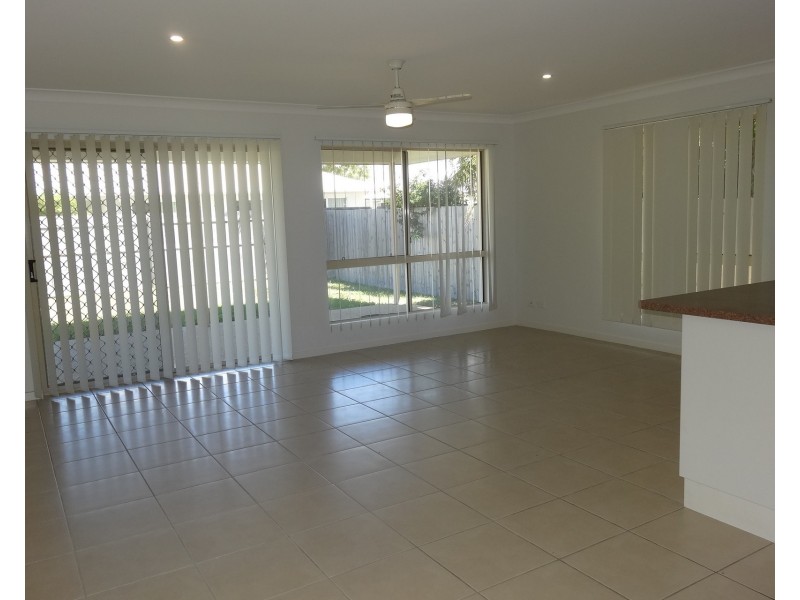 7 Oak Crescent, Bowen QLD 4805