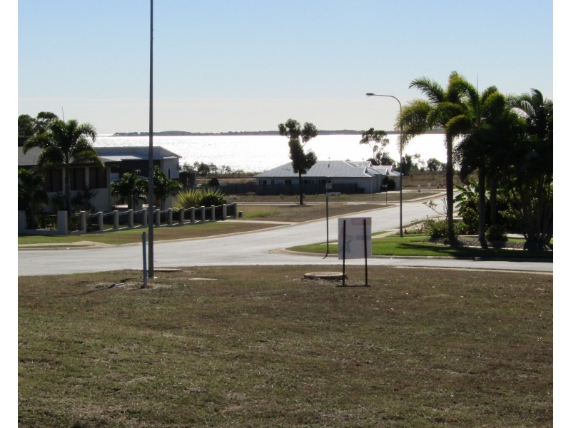 126-128 Ocean View Drive, Bowen QLD 4805