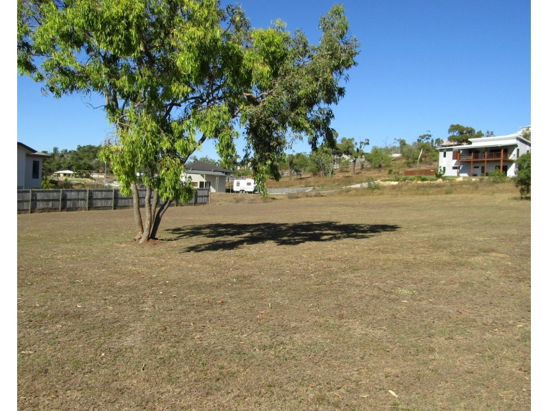 126-128 Ocean View Drive, Bowen QLD 4805