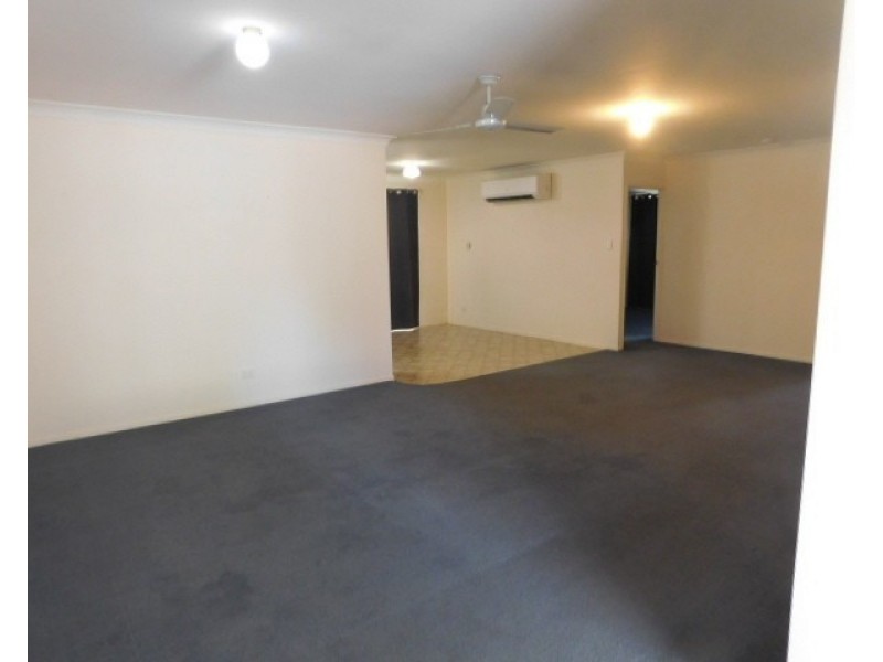 32 Crofton Street, Bowen QLD 4805