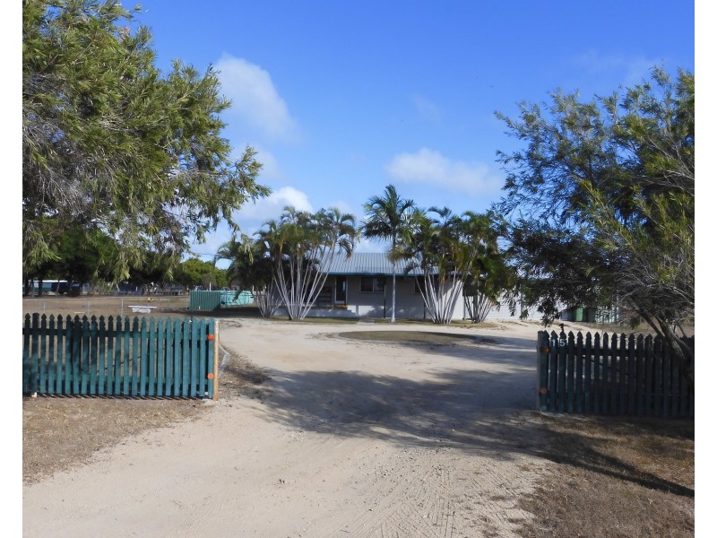 15 Eyles, Bowen QLD 4805