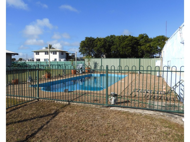 15 Eyles, Bowen QLD 4805