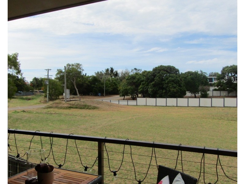 3/34 St Kilda Street, Bowen QLD 4805