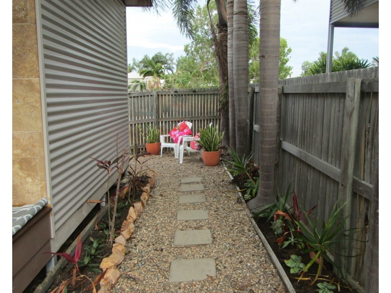 3/34 St Kilda Street, Bowen QLD 4805