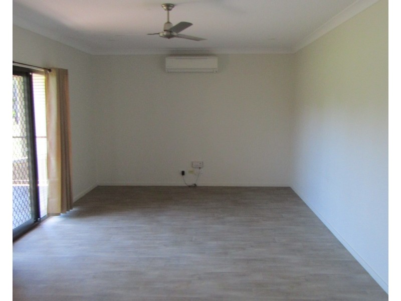 2/34 St Kilda Street, Bowen QLD 4805