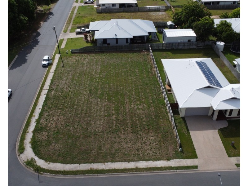1 Ada Place, Bowen QLD 4805