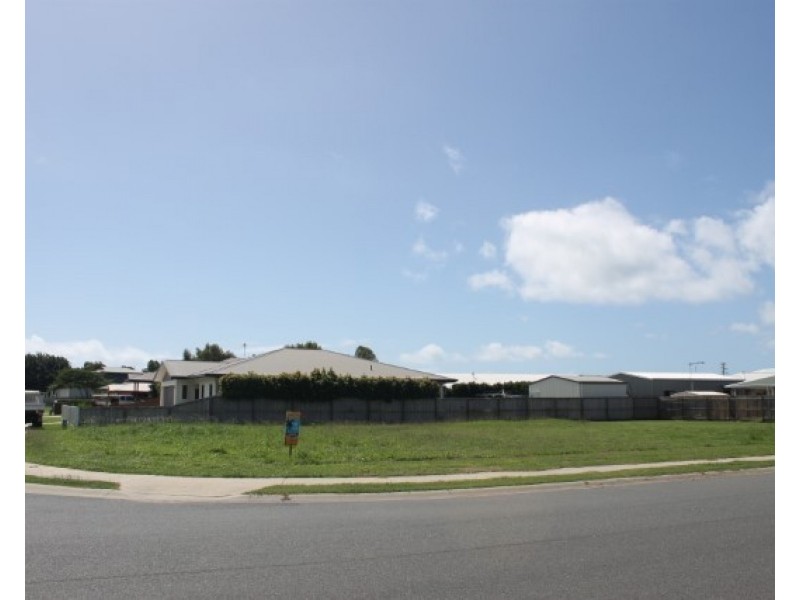 2 Ada Place, Bowen QLD 4805