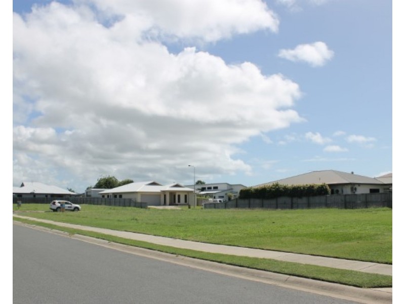 2 Ada Place, Bowen QLD 4805