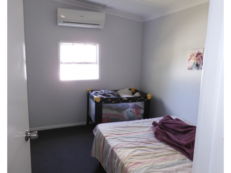 60 Livingstone Street, Bowen QLD 4805