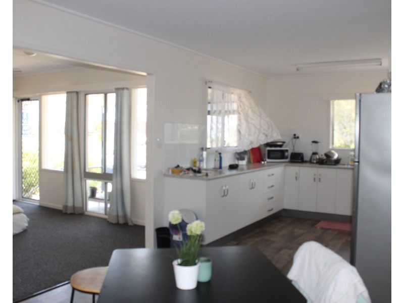 28 Livingstone Street, Bowen QLD 4805