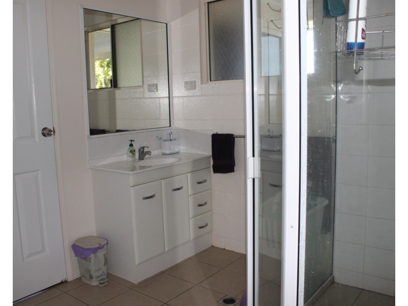 23 Hillview Place, Bowen QLD 4805