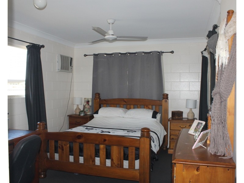 23 Hillview Place, Bowen QLD 4805