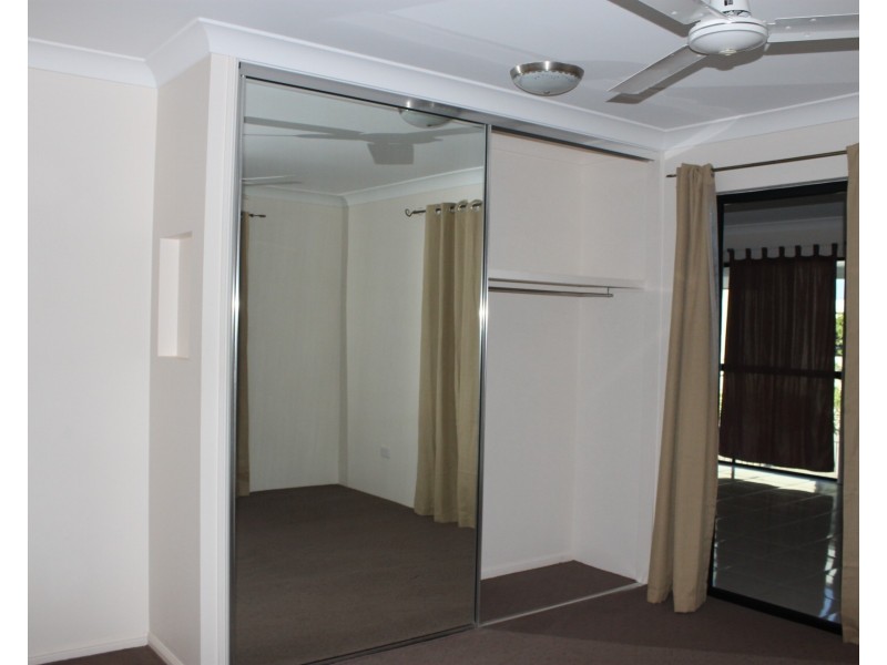 16 Silk Road, Bowen QLD 4805