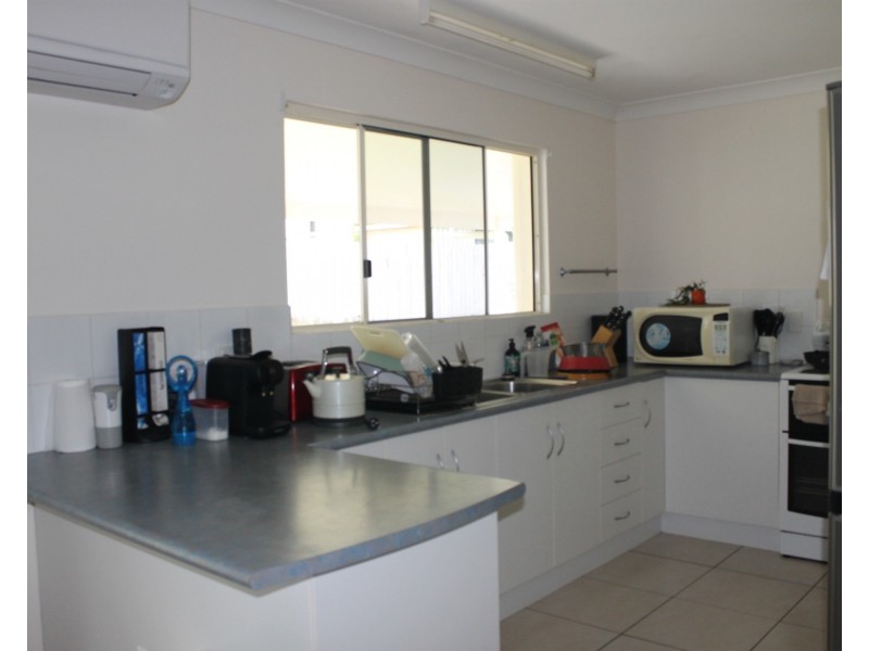 105 Gregory Street, Bowen QLD 4805