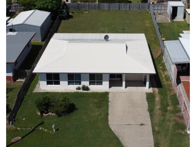 105 Gregory Street, Bowen QLD 4805