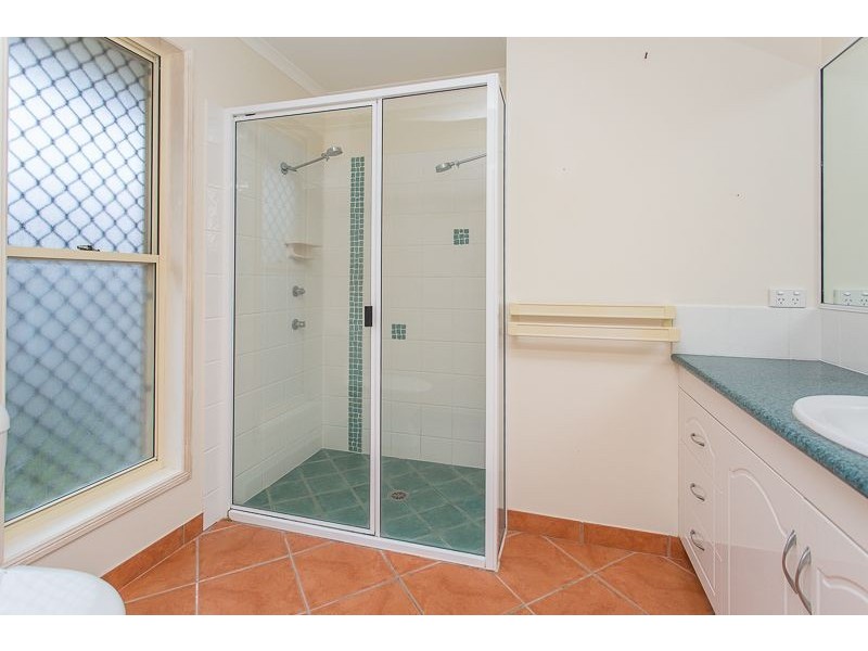4 Sunseeker Court, Blacks Beach QLD 4740
