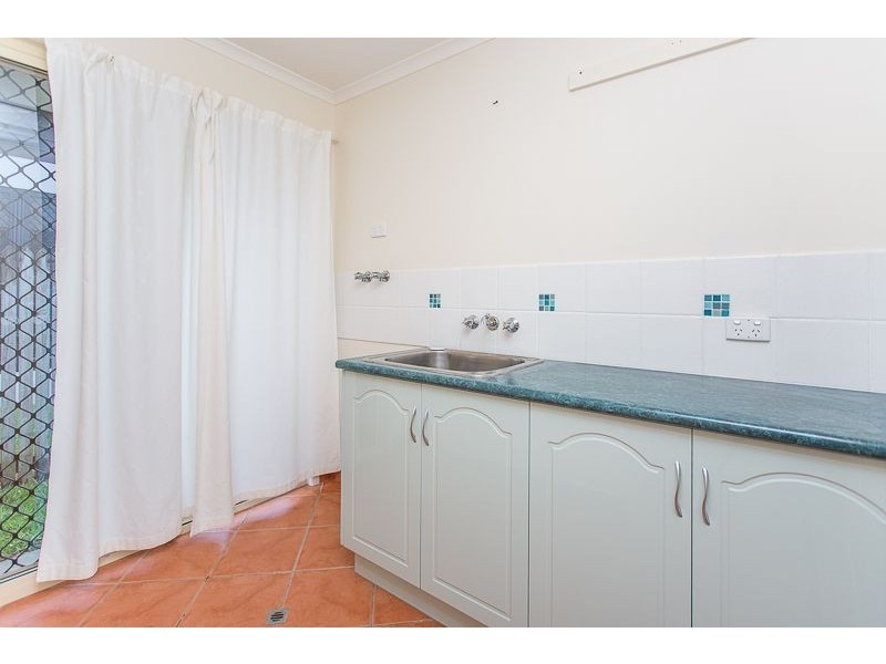 4 Sunseeker Court, Blacks Beach QLD 4740