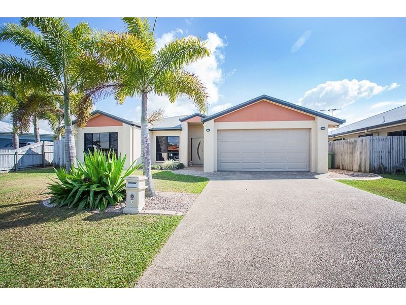 4 Mark Crescent, Glenella QLD 4740