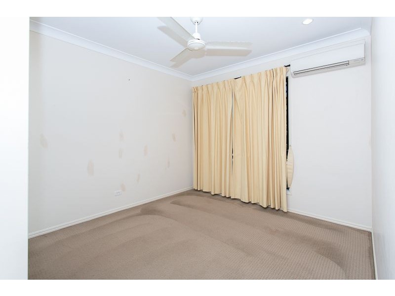 4 Mark Crescent, Glenella QLD 4740