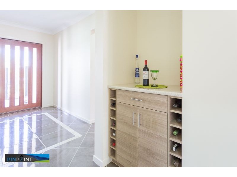 24 Turnbuckle Street, Bucasia QLD 4750