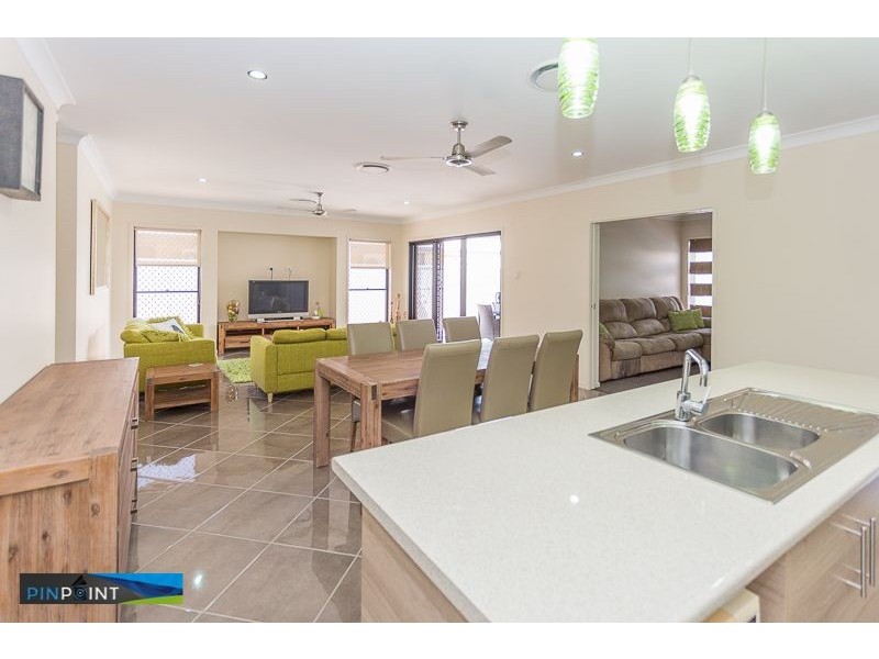 24 Turnbuckle Street, Bucasia QLD 4750