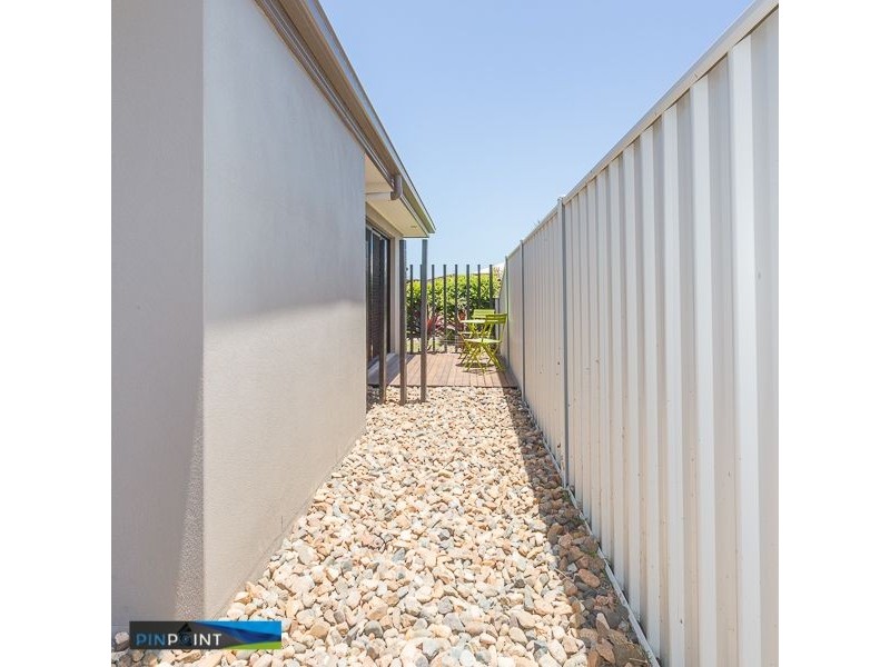 24 Turnbuckle Street, Bucasia QLD 4750