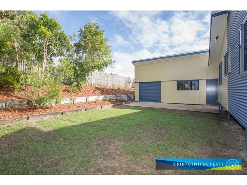 6 Starboard Circuit, Shoal Point QLD 4750