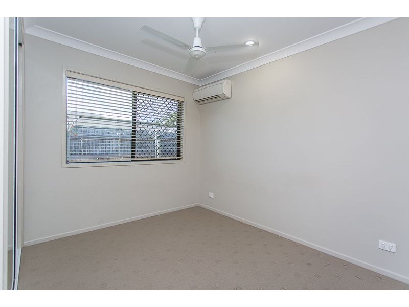 50 O’Brien Esplanade, Shoal Point QLD 4750