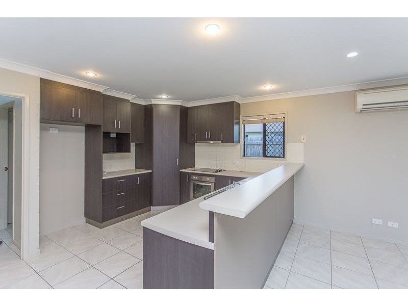 50 O’Brien Esplanade, Shoal Point QLD 4750