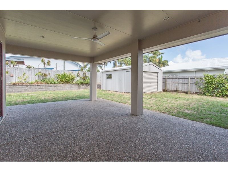 50 O’Brien Esplanade, Shoal Point QLD 4750