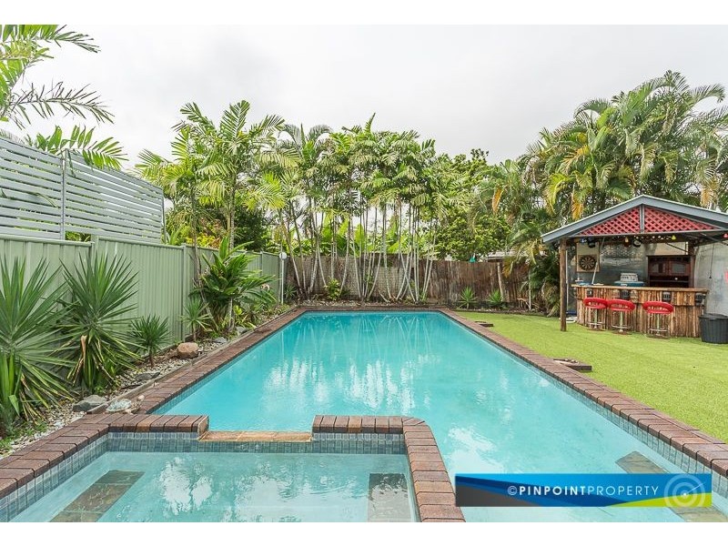 6 Normanby Court, Mount Pleasant QLD 4740