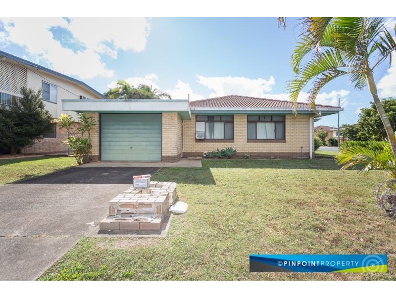 2 Barton Street, West Mackay QLD 4740