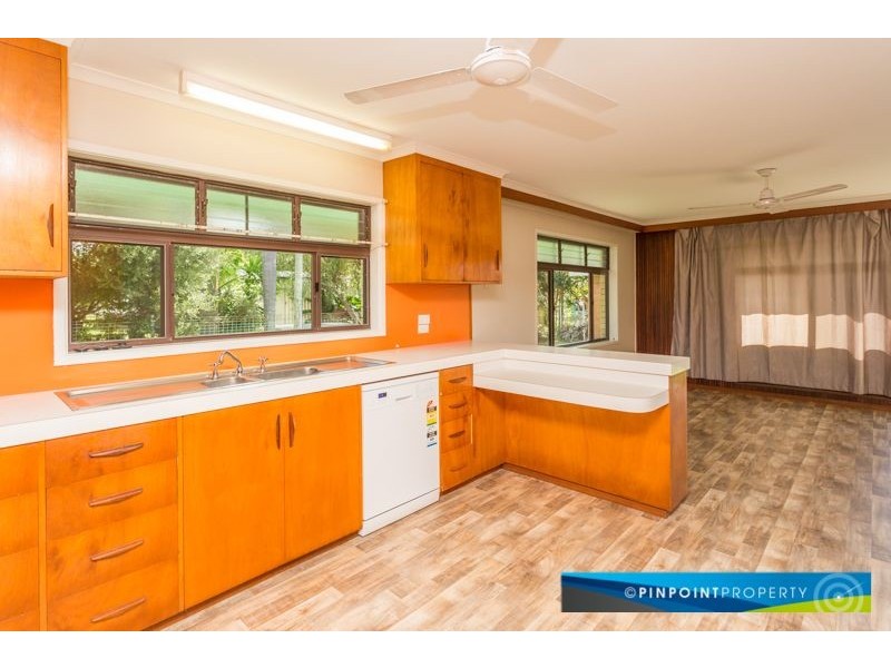 2 Barton Street, West Mackay QLD 4740