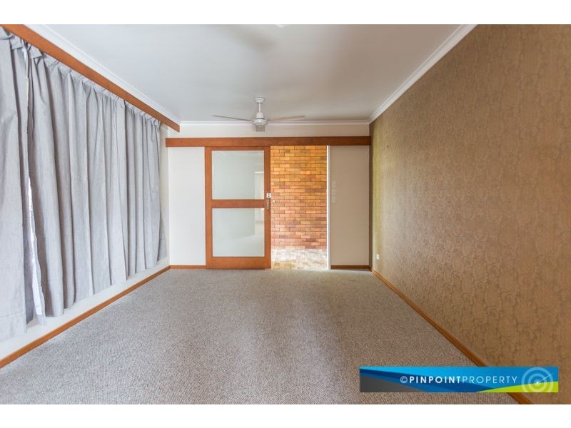 2 Barton Street, West Mackay QLD 4740