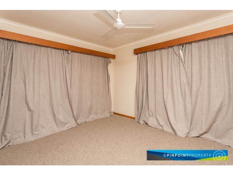 2 Barton Street, West Mackay QLD 4740