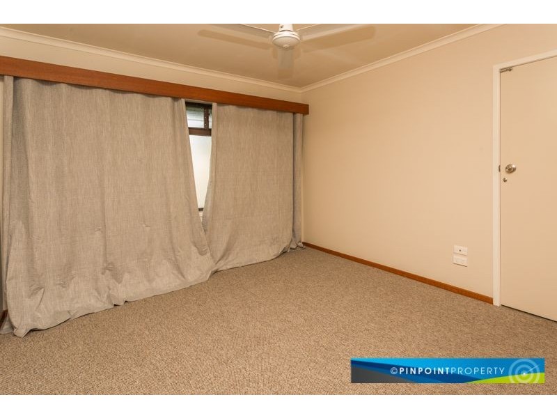 2 Barton Street, West Mackay QLD 4740