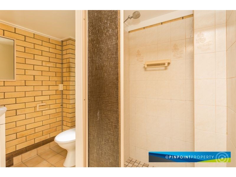 2 Barton Street, West Mackay QLD 4740