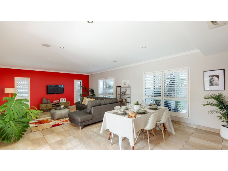 24 Reef Parade, East Mackay QLD 4740