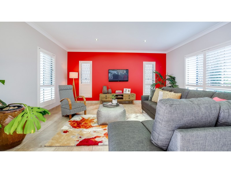 24 Reef Parade, East Mackay QLD 4740