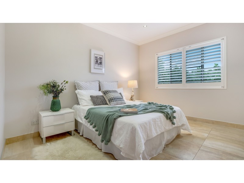 24 Reef Parade, East Mackay QLD 4740