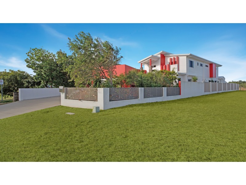24 Reef Parade, East Mackay QLD 4740