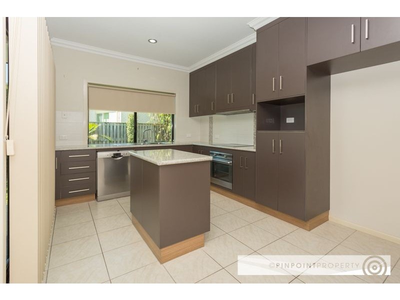 52 Village Circuit, Eimeo QLD 4740