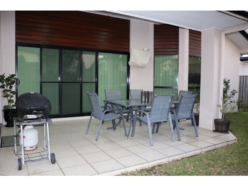 52 Village Circuit, Eimeo QLD 4740