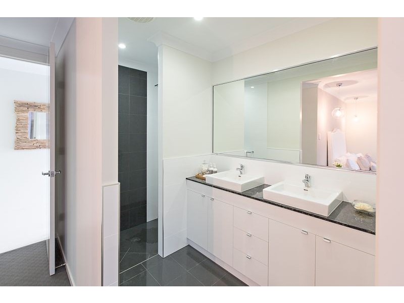 20 McGrath Street, Bakers Creek QLD 4740